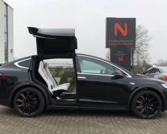 Аренда Тесла Икс в Минске