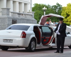 Лимузин Chrysler 300c