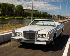 Аренда ретро авто линкольн континенталь 1977
