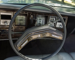 Аренда ретро авто линкольн континенталь 1977