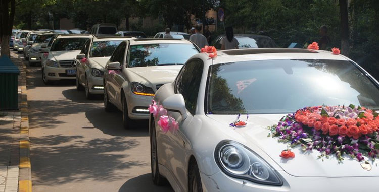 фото свадебного кортежа