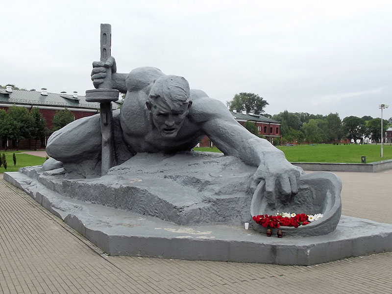 Скульптурная композиция &laquo;Жажда&raquo;