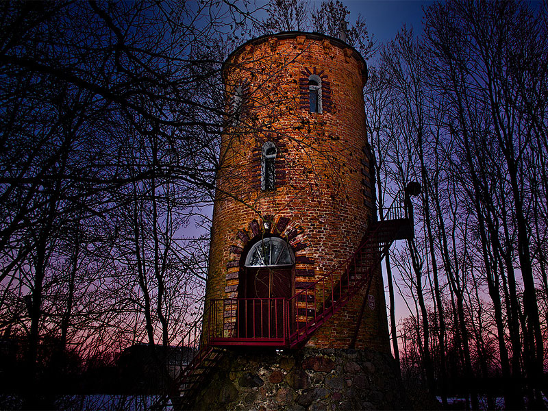 Башня в Ворнянах