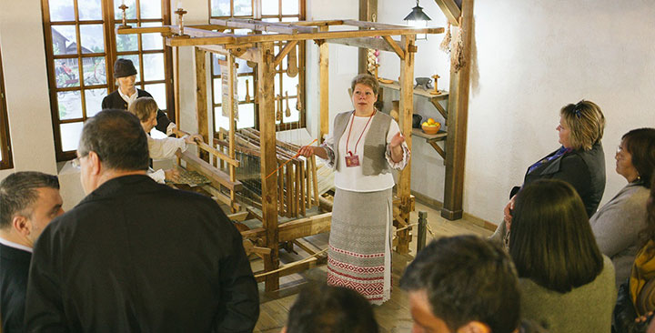 Экскурсия на фабрику Слуцкие пояса