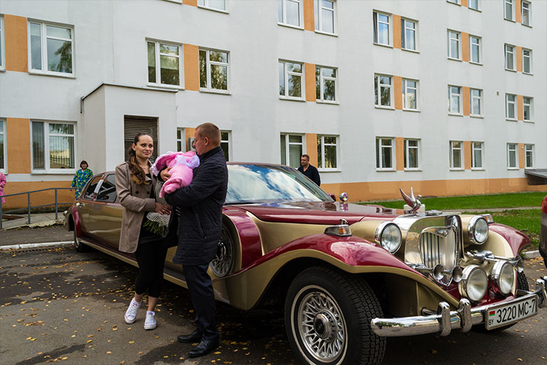 аренда авто для встречи из роддома