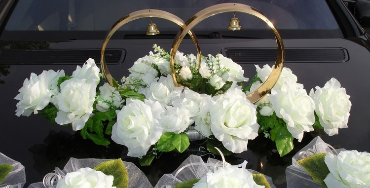 украшение ручки автомобиля искусственными цветами